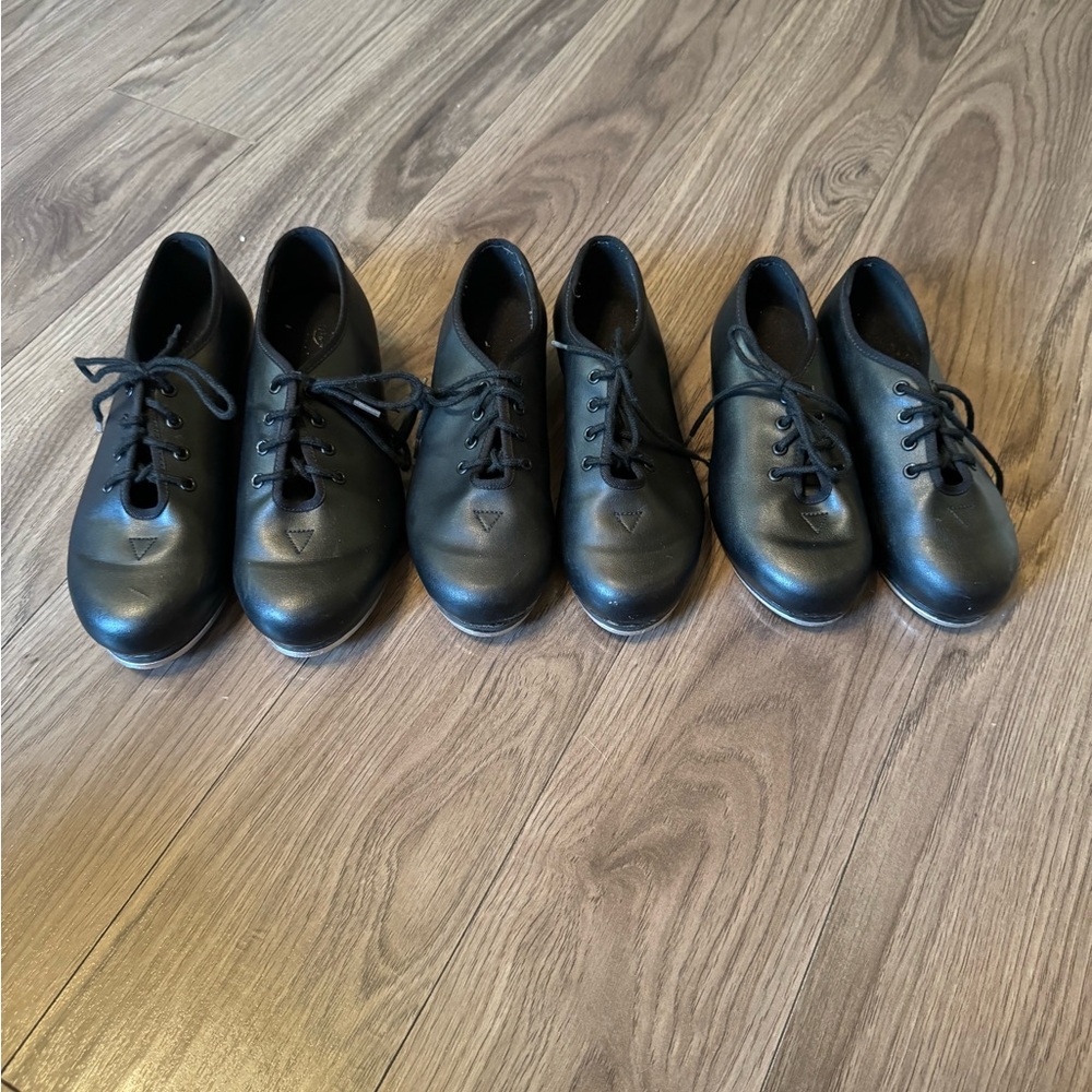 Bloch Techno Tap tap girls shoes size 1.